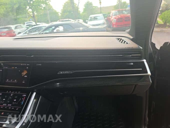2019 Audi Q8 Premium – miniatura 19