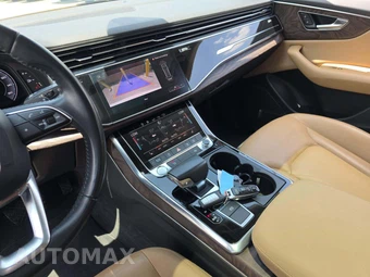 2019 Audi Q8 Premium - miniatura 7