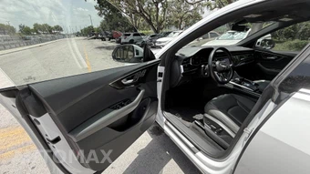 2019 Audi Q8 Premium – miniatura 17