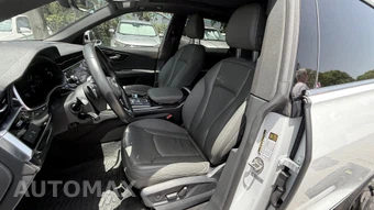 2019 Audi Q8 Premium – miniatura 18