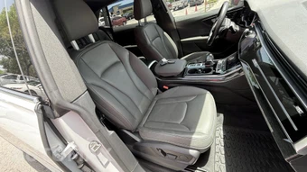 2019 Audi Q8 Premium – miniatura 36
