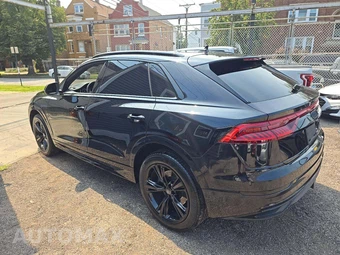 2019 Audi Q8 Prestige – miniatura 2