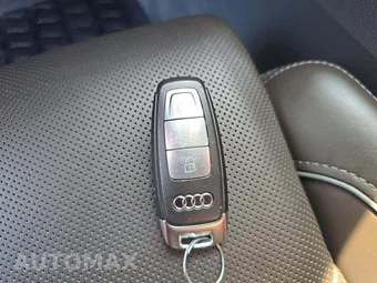 2019 Audi Q8 Prestige – miniatura 8
