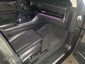 2019 Audi Q8 Prestige – miniatura 8