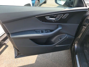 2019 Audi Q8 Prestige - miniatura 9