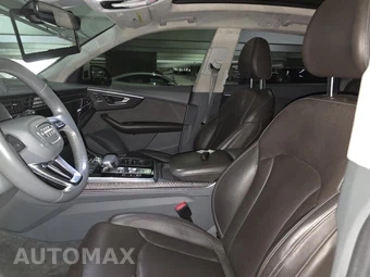 2019 Audi Q8 Prestige – miniatura 13