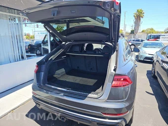 2019 Audi Q8 Prestige - miniatura 14