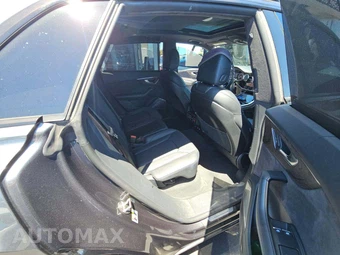 2019 Audi Q8 Prestige - miniatura 16