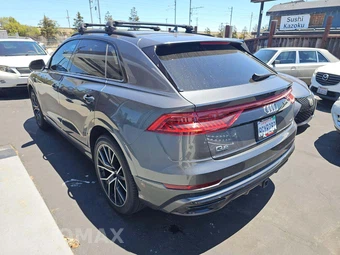 2019 Audi Q8 Prestige - miniatura 2