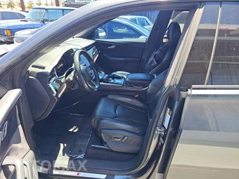 2019 Audi Q8 Prestige - miniatura 6
