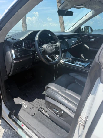 2019 Audi Q8 Prestige - miniatura 9