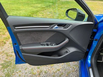 2019 Audi RS 3 Sedan - miniatura 12