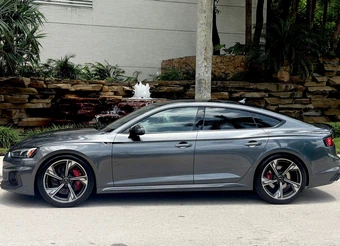 2019 Audi RS 5 Sportback Hatchback - miniatura 2
