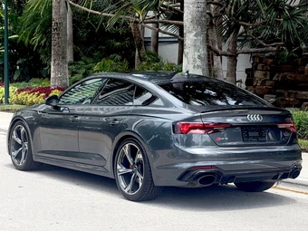 2019 Audi RS 5 Sportback Hatchback - miniatura 3
