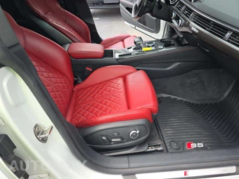 2019 Audi S5 Sportback Premium Plus Hatchback – miniatura 18