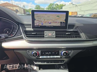 2019 Audi SQ5 Prestige – miniatura 10
