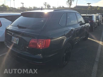 2019 Bentley Bentayga V8 - miniatura 4
