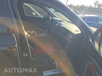 2019 Bentley Bentayga V8 - miniatura 8