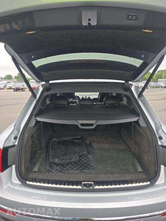 2019 Bentley Bentayga V8 - miniatura 14