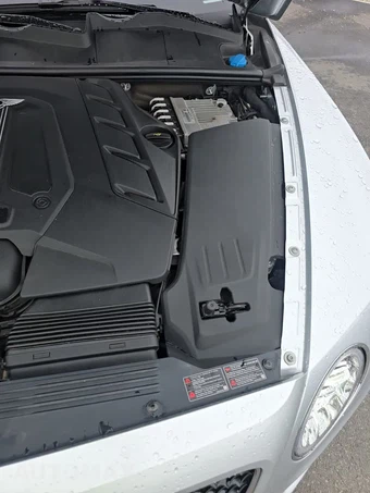 2019 Bentley Bentayga V8 - miniatura 23