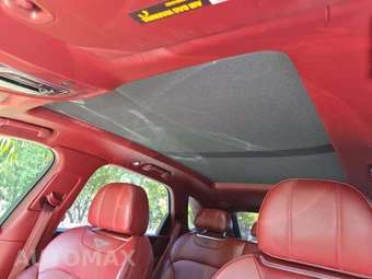 2019 Bentley Bentayga V8 - miniatura 11