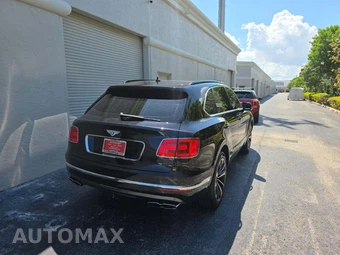 2019 Bentley Bentayga V8 - miniatura 3