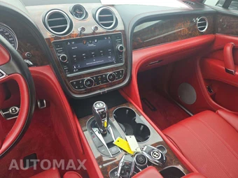 2019 Bentley Bentayga V8 - miniatura 10