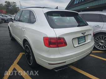 2019 Bentley Bentayga V8 - miniatura 2