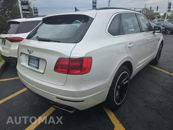 2019 Bentley Bentayga V8 - miniatura 3
