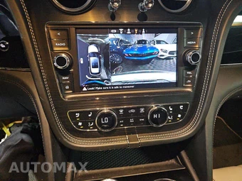 2019 Bentley Bentayga V8 - miniatura 10