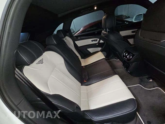 2019 Bentley Bentayga V8 - miniatura 16