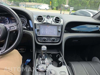 2019 Bentley Bentayga V8 - miniatura 10