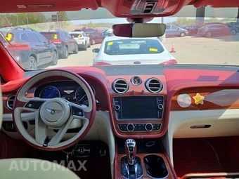 2019 Bentley Bentayga V8 - miniatura 11