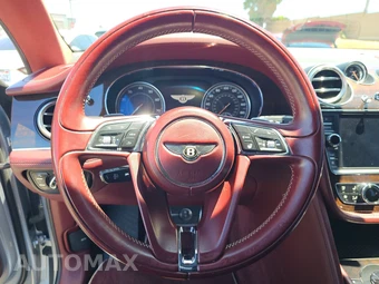 2019 Bentley Bentayga V8 - miniatura 10