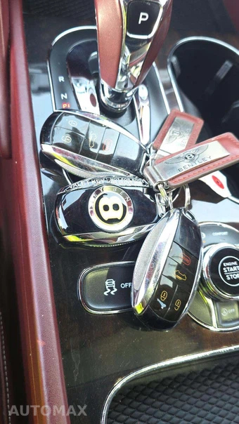 2019 Bentley Bentayga V8 - miniatura 21