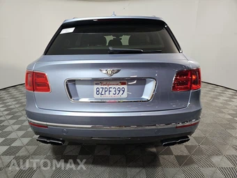2019 Bentley Bentayga V8 - miniatura 5