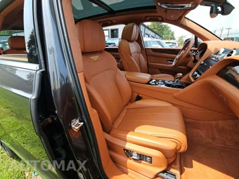 2019 Bentley Bentayga V8 - miniatura 18