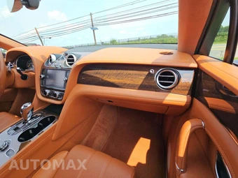 2019 Bentley Bentayga V8 - miniatura 19