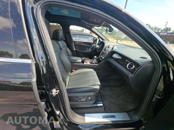 2019 Bentley Bentayga V8 - miniatura 18
