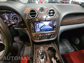 2019 Bentley Bentayga V8 - miniatura 10