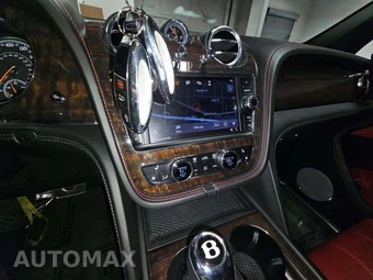 2019 Bentley Bentayga V8 - miniatura 8