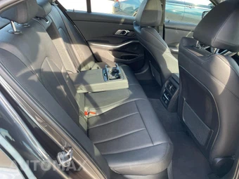 2019 BMW 3 Series Sedan 330i - miniatura 29