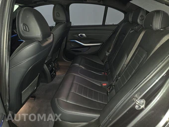 2019 BMW 3 Series Sedan 330i - miniatura 13
