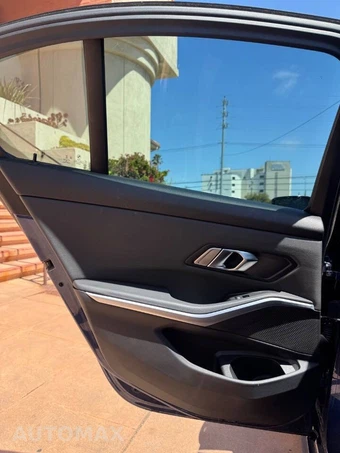 2019 BMW 3 Series Sedan 330i - miniatura 11