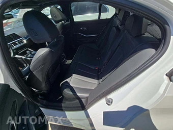 2019 BMW 3 Series Sedan 330i - miniatura 13