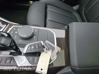 2019 BMW 3 Series Sedan 330i - miniatura 8