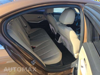 2019 BMW 3 Series Sedan 330i - miniatura 16