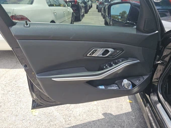 2019 BMW 3 Series Sedan 330i - miniatura 9