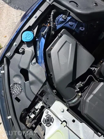 2019 BMW 3 Series Sedan 330i xDrive - miniatura 22