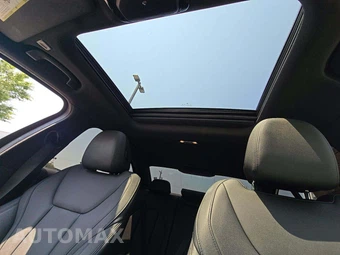 2019 BMW 3 Series Sedan 330i xDrive - miniatura 8